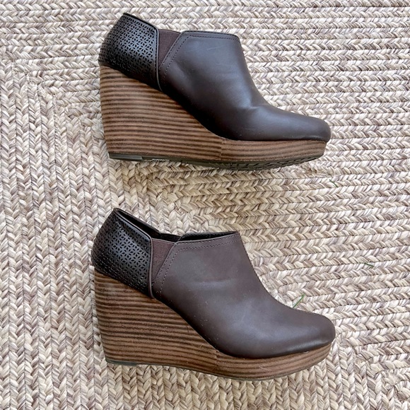 Dr. Scholl's - Harlow Wedge Bootie - Size 9.5 - Picture 1 of 6